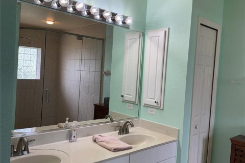 House in Cape Coral, Florida 4 bedrooms, 184.6 sq.m. № 1772187 - photo 8