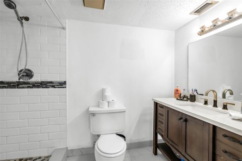 Copropriété à vendre à Coral Springs, Floride: 2 chambres, 95.69 m2 № 2007187 - photo 17