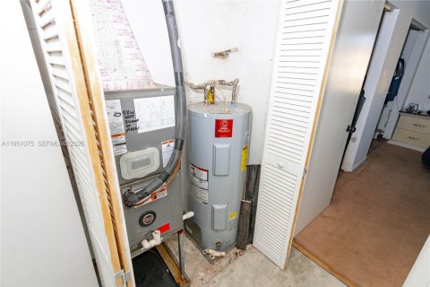 Copropriété à vendre à Coral Springs, Floride: 2 chambres, 95.69 m2 № 2007187 - photo 3