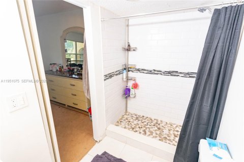 Copropriété à vendre à Coral Springs, Floride: 2 chambres, 95.69 m2 № 2007187 - photo 7