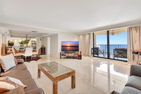 Condo in Fort Lauderdale, Florida, 2 bedrooms № 1985841 - photo 2