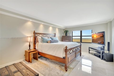 Condo in Fort Lauderdale, Florida, 2 bedrooms № 1985841 - photo 14