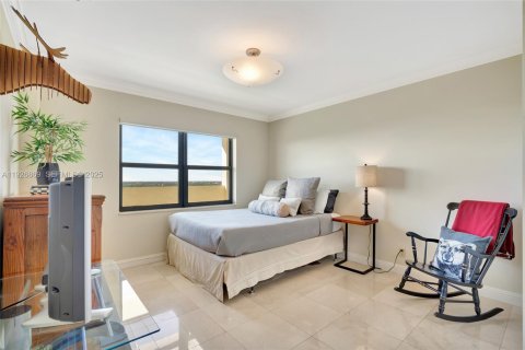 Condo in Fort Lauderdale, Florida, 2 bedrooms № 1985841 - photo 22