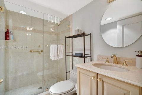 Condo in Fort Lauderdale, Florida, 2 bedrooms № 1985841 - photo 20