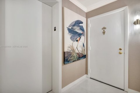 Condo in Fort Lauderdale, Florida, 2 bedrooms № 1985841 - photo 13