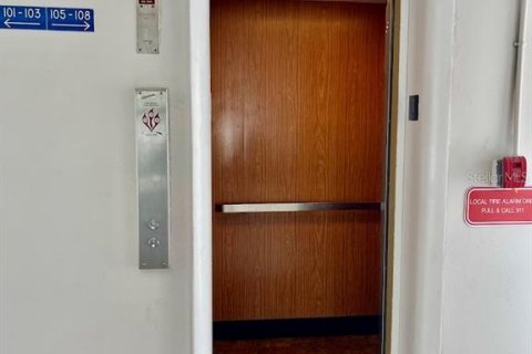Купить кондоминиум в Беллеэйр Блафс, Флорида 6 комнат, 107.95м2, № 1630040 - фото 29