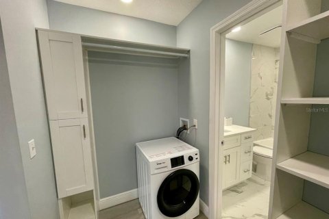 Купить кондоминиум в Беллеэйр Блафс, Флорида 6 комнат, 107.95м2, № 1630040 - фото 17