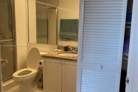 Condominio en alquiler en Miami Beach, Florida, 2 dormitorios, 123.56 m2 № 1809787 - foto 26