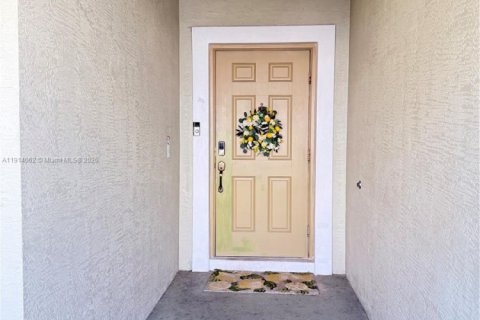 Villa ou maison à louer à Hallandale Beach, Floride: 3 chambres, 121.24 m2 № 1970721 - photo 13