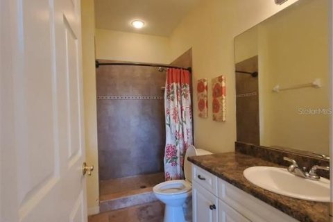 Condo in Gainesville, Florida, 3 bedrooms  № 2104942 - photo 25