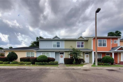 Condo in Gainesville, Florida, 3 bedrooms № 2104942