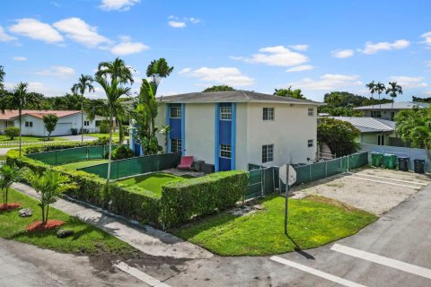 Villa ou maison à louer à Miami, Floride: 3 chambres, 139.35 m2 № 1945812 - photo 27