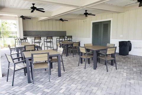 House in Bradenton, Florida 4 bedrooms, 229.56 sq.m. № 1849787 - photo 24