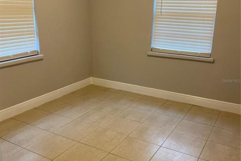 House in Tampa, Florida 2 bedrooms, 85.28 sq.m. № 2104601 - photo 6