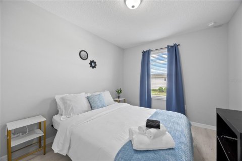 Townhouse in Sanford, Florida 3 bedrooms, 138.42 sq.m. № 2156458 - photo 17