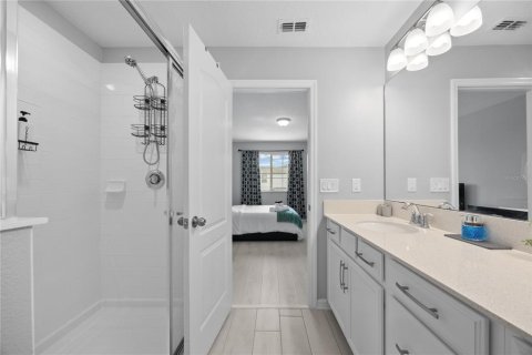 Townhouse in Sanford, Florida 3 bedrooms, 138.42 sq.m. № 2156458 - photo 14