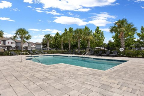 Townhouse in Sanford, Florida 3 bedrooms, 138.42 sq.m. № 2156458 - photo 25