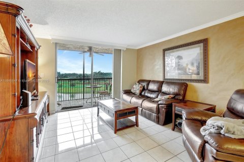 Condo in Davie, Florida, 2 bedrooms  № 1882286 - photo 11