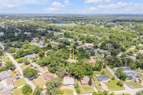 House in DeBary, Florida 3 bedrooms, 183.76 sq.m. № 1856216 - photo 27