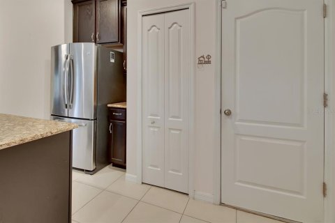 Купить виллу или дом в Деланд, Флорида 8 комнат, 206.34м2, № 1903966 - фото 9