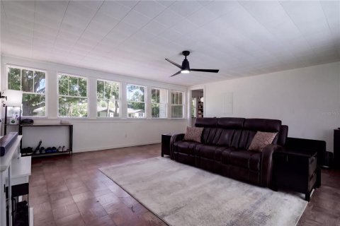 House in Orange City, Florida 2 bedrooms, 103.49 sq.m. № 2420192 - photo 5