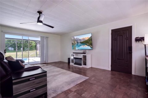 House in Orange City, Florida 2 bedrooms, 103.49 sq.m. № 2420192 - photo 4