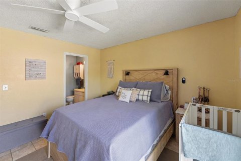 Casa en venta en Palm Harbor, Florida, 2 dormitorios, 89.65 m2 № 2223300 - foto 7