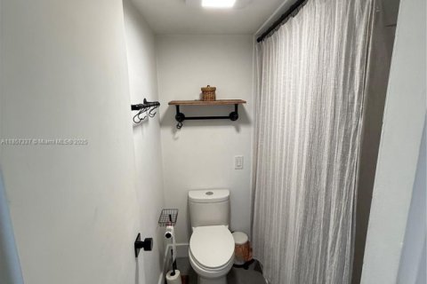 Купить кондоминиум в Авентура, Флорида 1 спальня, 70.14м2, № 2022647 - фото 8