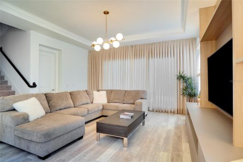 Casa en venta en Orlando, Florida, 5 dormitorios, 357.77 m2 № 1523440 - foto 24