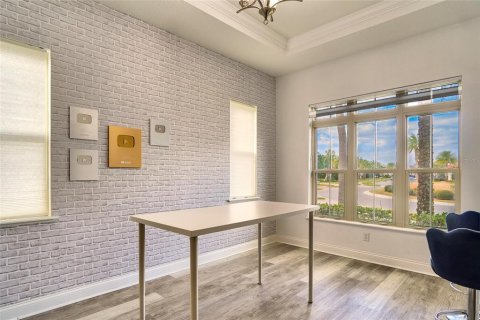 Casa en venta en Orlando, Florida, 5 dormitorios, 357.77 m2 № 1523440 - foto 9