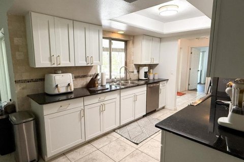 Casa en venta en North Fort Myers, Florida, 3 dormitorios, 130.06 m2 № 1648856 - foto 9