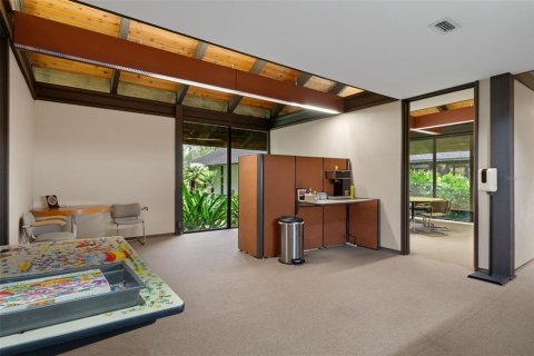 Immobilier commercial à vendre à Crystal River, Floride: 1056.21 m2 № 2389347 - photo 13