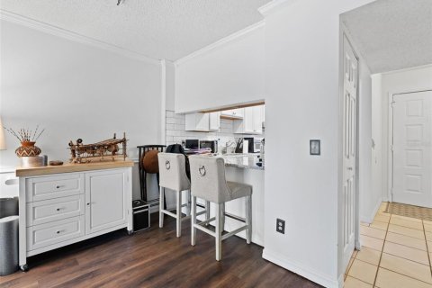 Condo in Tampa, Florida, 2 bedrooms  № 1866171 - photo 7