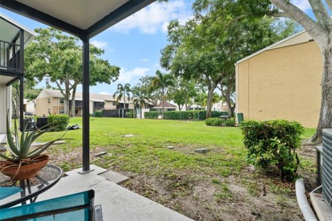 Condo in Tampa, Florida, 2 bedrooms  № 1866171 - photo 19