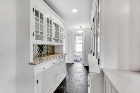 Купить виллу или дом в Тампа, Флорида 11 комнат, 246.38м2, № 1689930 - фото 16
