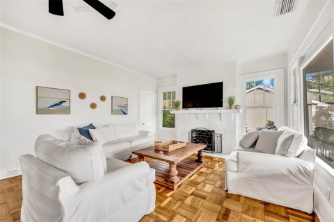 Купить виллу или дом в Тампа, Флорида 11 комнат, 246.38м2, № 1689930 - фото 5