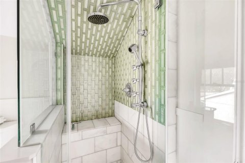 Купить виллу или дом в Тампа, Флорида 11 комнат, 246.38м2, № 1689930 - фото 24