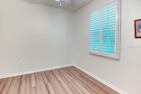 Villa ou maison à vendre à Poinciana, Floride: 2 chambres, 139.26 m2 № 2410360 - photo 23