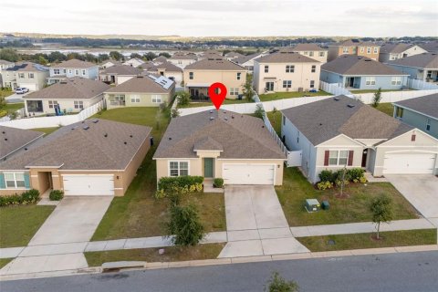 House in Clermont, Florida 4 bedrooms, 171.5 sq.m. № 2197019 - photo 2