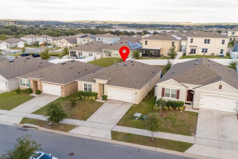 House in Clermont, Florida 4 bedrooms, 171.5 sq.m. № 2197019 - photo 3