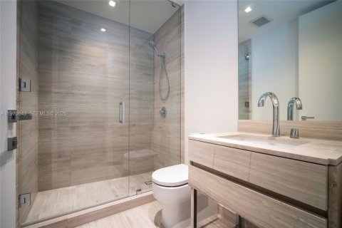 Condominio en venta en Sunny Isles Beach, Florida, 2 dormitorios, 145.21 m2 № 2032696 - foto 25