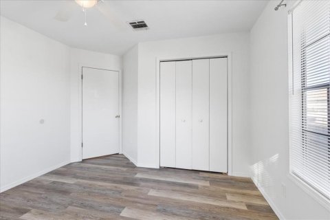 Propiedad comercial en venta en Satellite Beach, Florida, 6 dormitorios, 254.18 m2 № 1886069 - foto 11