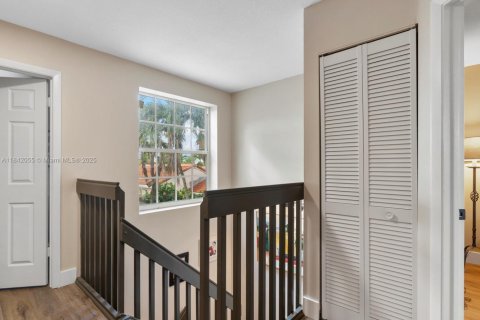 Townhouse in Pembroke Pines, Florida 3 bedrooms, 140.93 sq.m. № 1834371 - photo 23