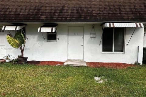 Apartment in Homestead, Florida 2 bedrooms, 117.06 sq.m. № 2069185