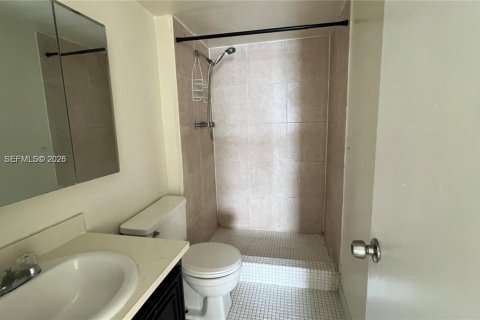 Снять в аренду кондоминиум в Майами, Флорида 2 спальни, 109.16м2, № 2047931 - фото 13