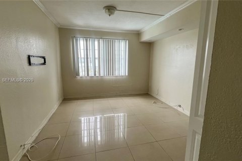 Снять в аренду кондоминиум в Майами, Флорида 2 спальни, 109.16м2, № 2047931 - фото 12