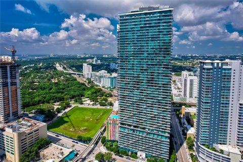 Condo in Miami, Florida, 3 bedrooms  № 2003146 - photo 8