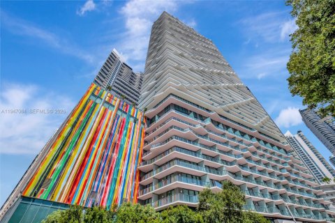 Condo in Miami, Florida, 3 bedrooms  № 2003146 - photo 10