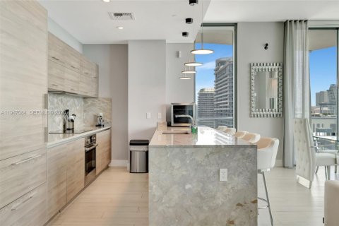 Condo in Miami, Florida, 3 bedrooms  № 2003146 - photo 19