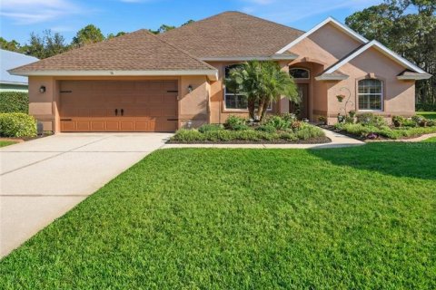 House in Ormond Beach, Florida 3 bedrooms, 174.19 sq.m. № 2119540